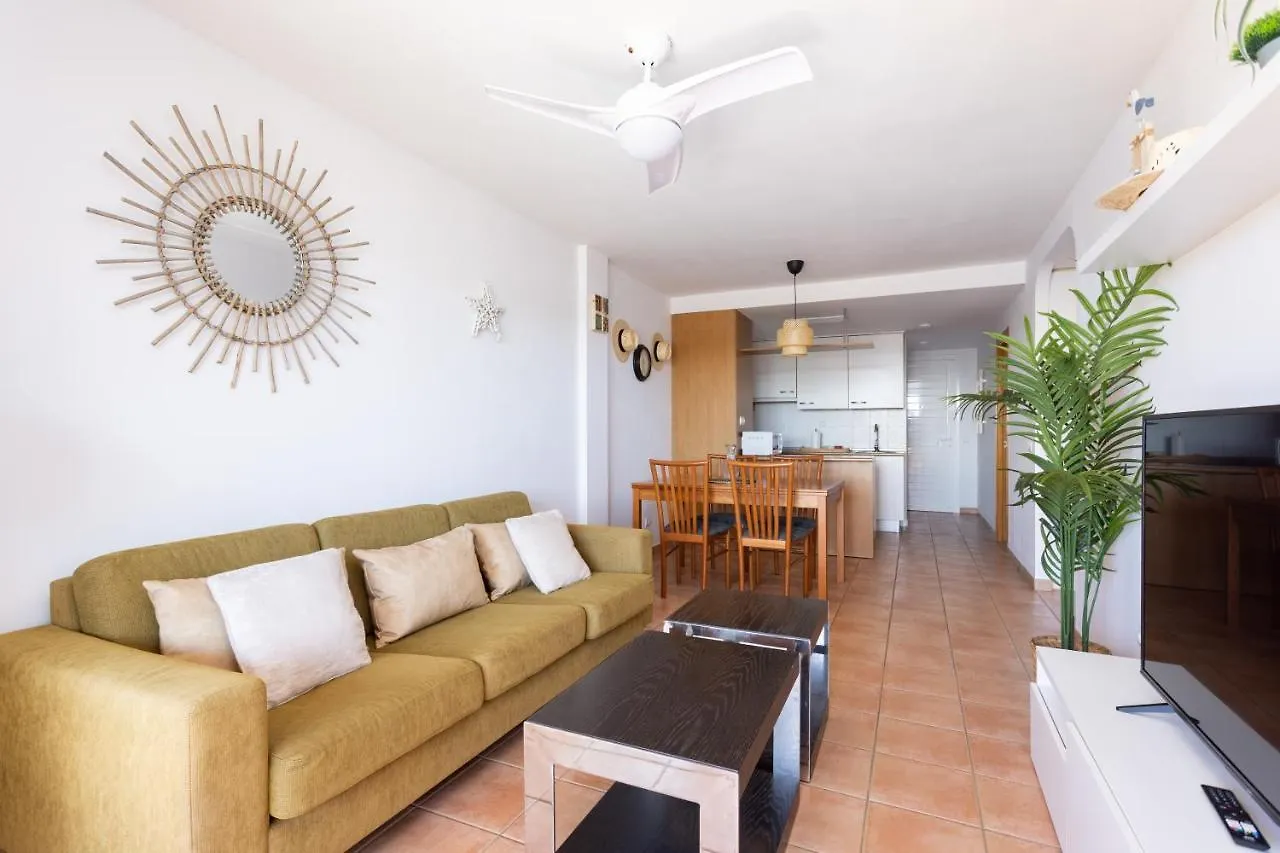 109 Sunny Paradise Apartment By Sunkeyrents アデヘ